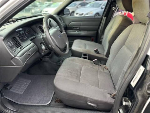 2011 Ford Crown Victoria