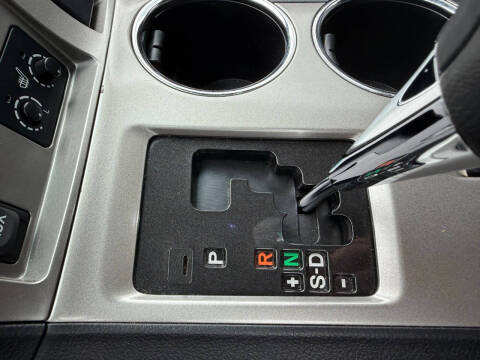 2011 Toyota Highlander SE