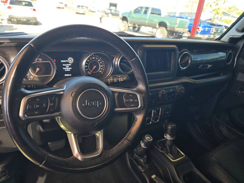 2020 Jeep Wrangler Unlimited Sahara Altitude