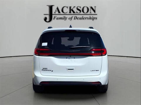 2026 Chrysler Pacifica Limited