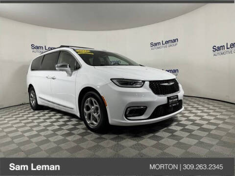 2022 Chrysler Pacifica for sale at Sam Leman CDJRF Morton in Morton IL