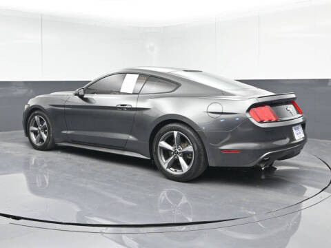 2016 Ford Mustang V6