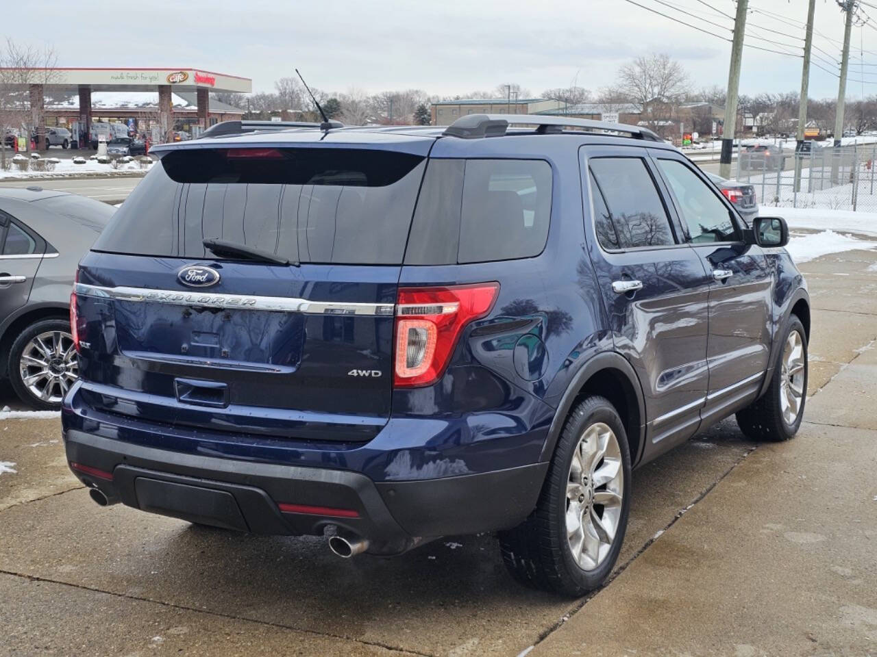 2012 Ford Explorer for sale at Quantum Auto Co in Plainfield, IL