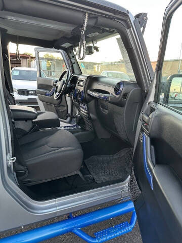 2015 Jeep Wrangler Unlimited Sport