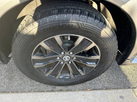 2017 Nissan Armada Platinum