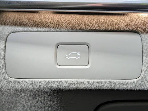 2024 Volvo XC90 B6 Plus Bright Theme 6P