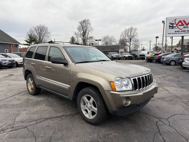 2005 Jeep Grand Cherokee Limited photo 3