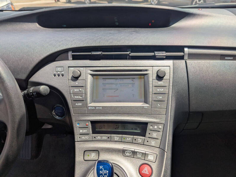 2013 Toyota Prius Plug-in Hybrid