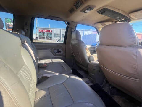 1999 Chevrolet Suburban K1500