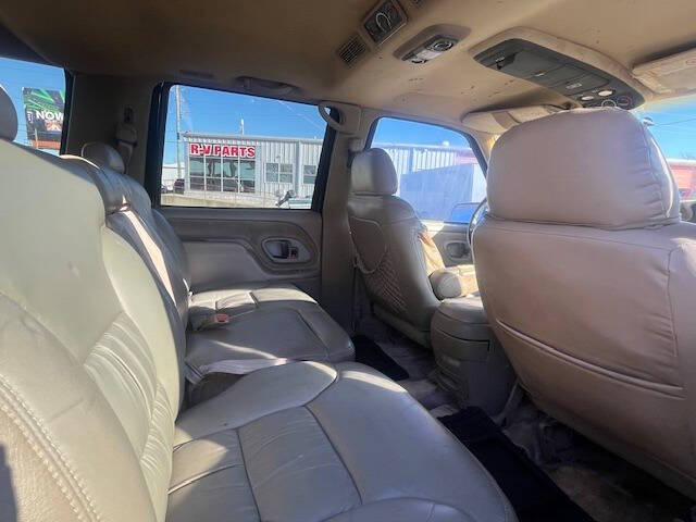 1999 Chevrolet Suburban K1500