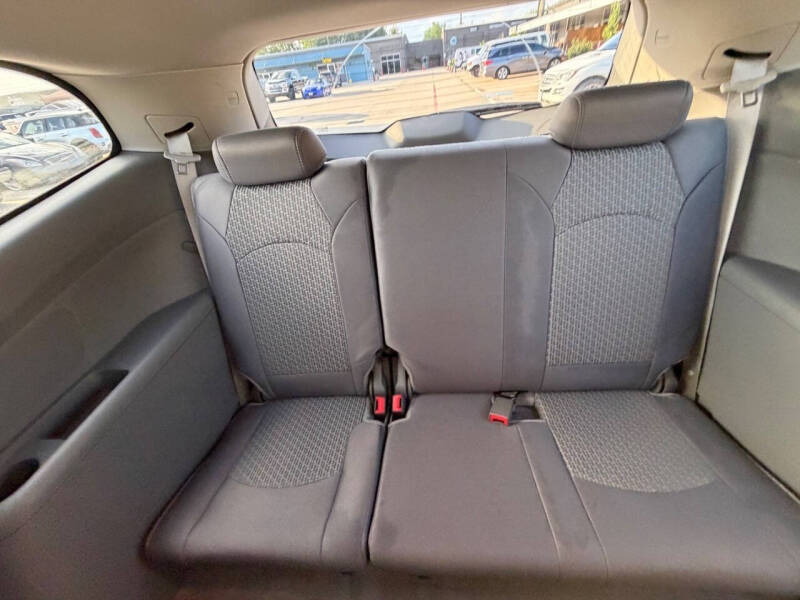 2012 Chevrolet Traverse LS