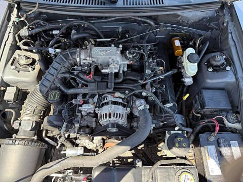 2004 Ford Mustang GT Deluxe