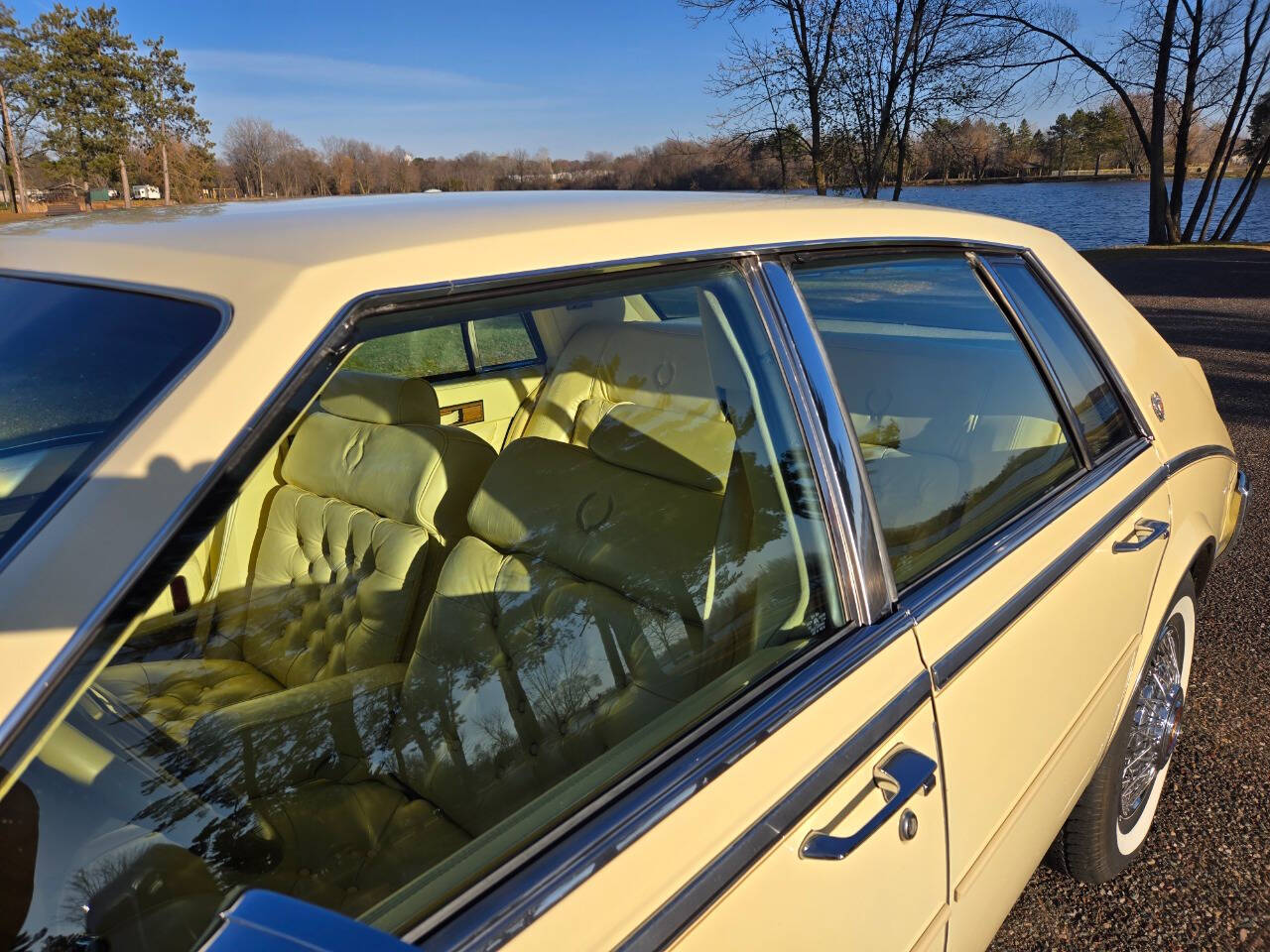 1984 Cadillac Seville 73