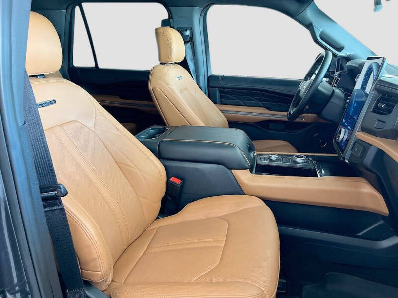 2024 Ford Expedition Platinum