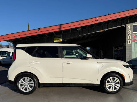 2023 Kia Soul LX