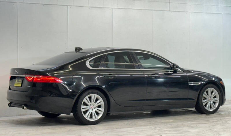 2016 Jaguar XF 35t Premium