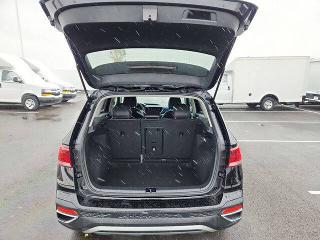 2024 Volkswagen Taos SE