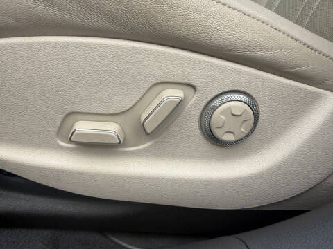 2022 Genesis G80