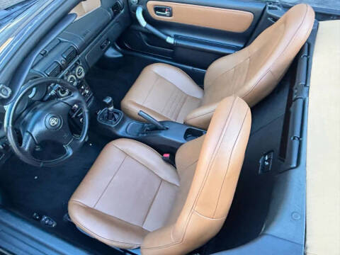 2002 Toyota MR2 Spyder