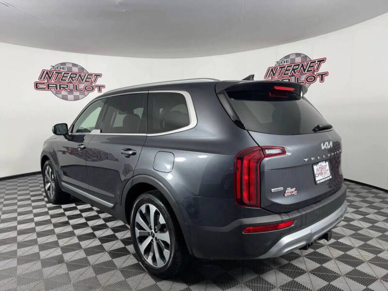 2022 Kia Telluride S