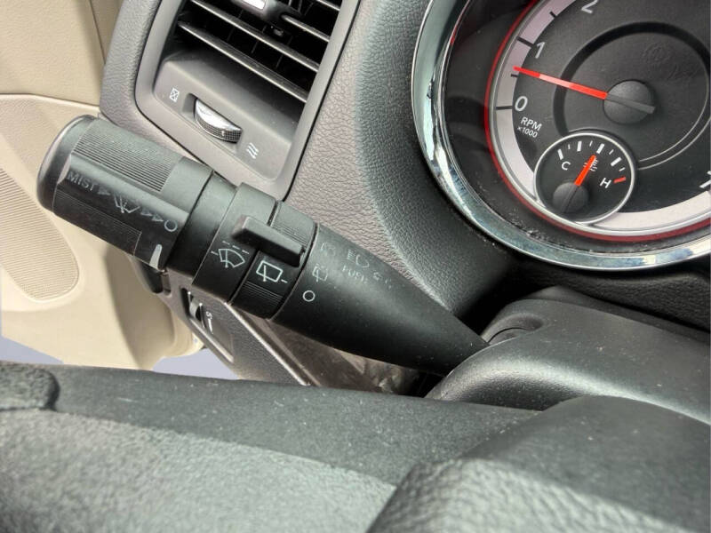 2013 Dodge Grand Caravan SE