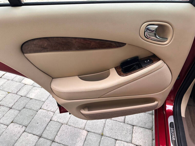 2005 Jaguar S-Type 4.2