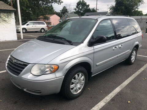 2006 Chrysler Town and Country for sale at EZ Auto Sales Inc. in Edison NJ