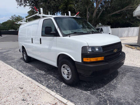 2022 Chevrolet Express 2500