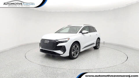 2024 Audi Q4 e-tron quattro Premium Plus 55