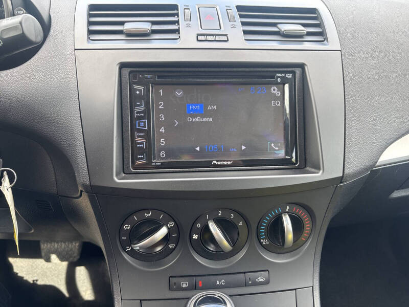 2012 Mazda MAZDA3 i Touring