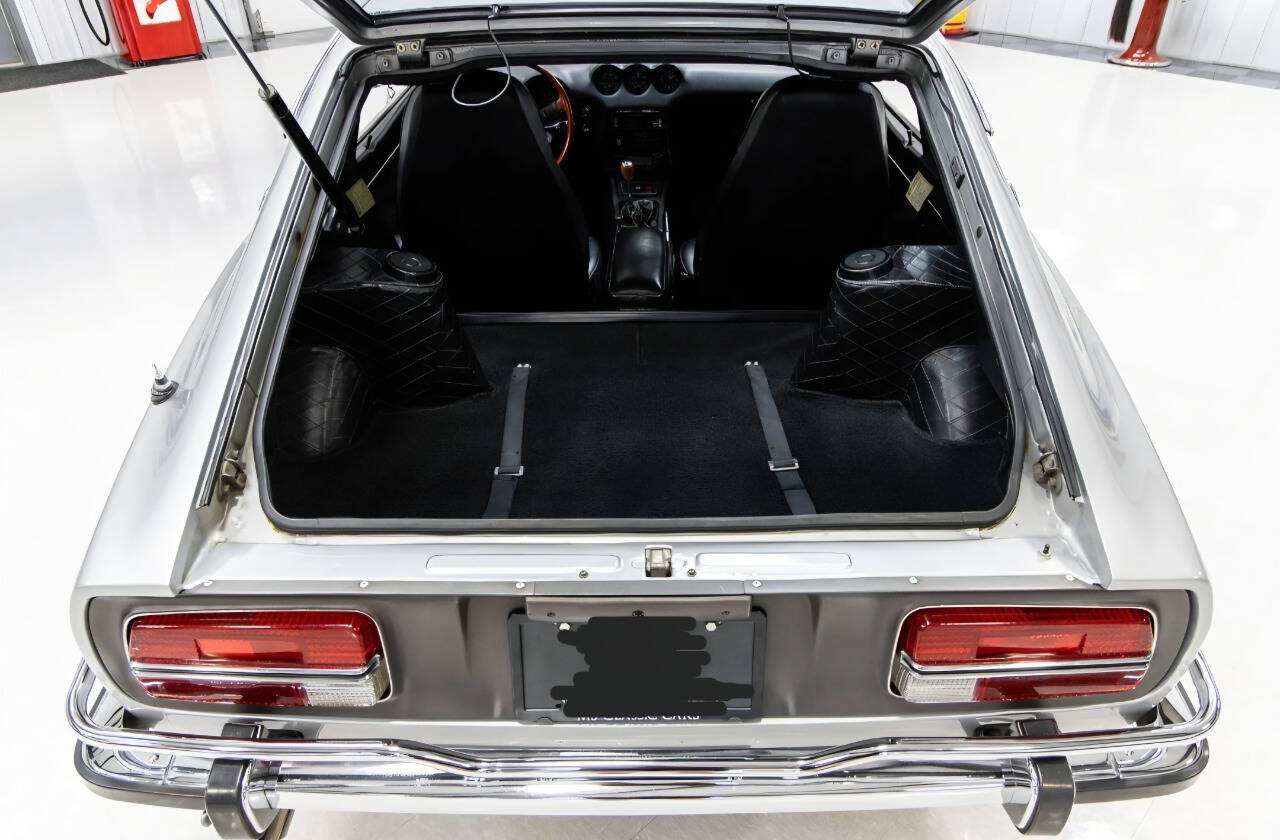 1973 Datsun 240Z 8