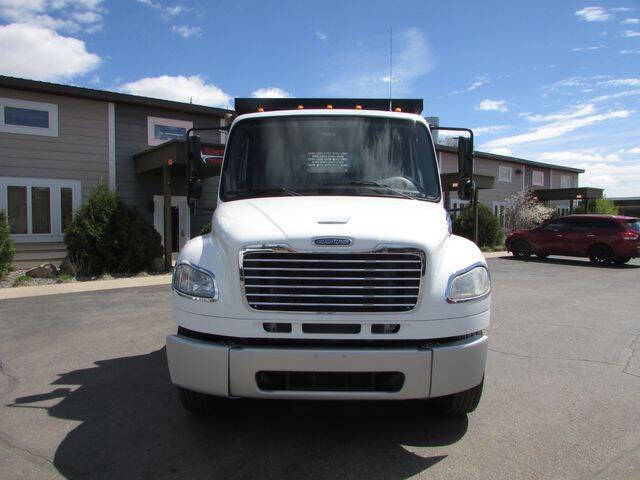 2014 Freightliner M2 106
