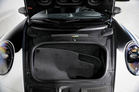 2024 Porsche 911 Dakar