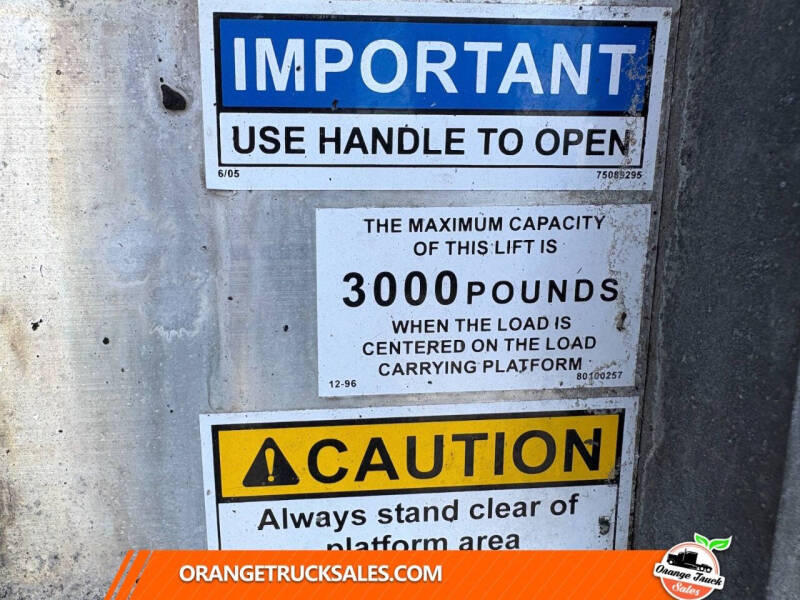 2019 Freightliner M2 106