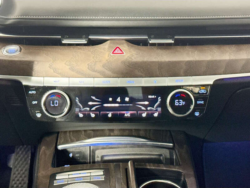 2021 Genesis G80