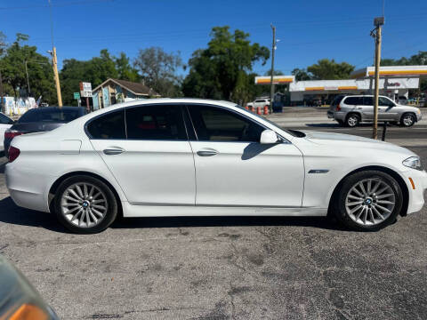 2012 BMW 5 Series 528i