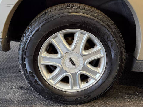 2004 Lincoln Aviator