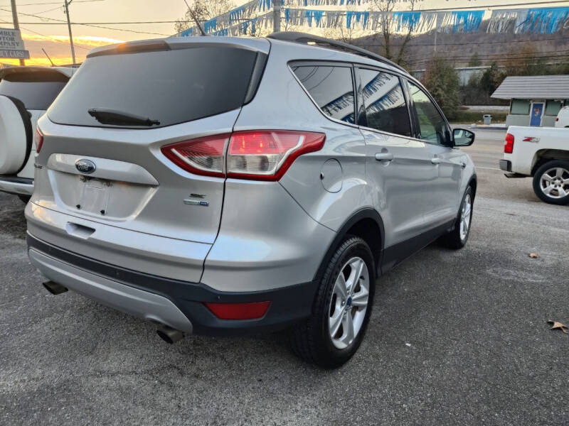 2016 Ford Escape SE