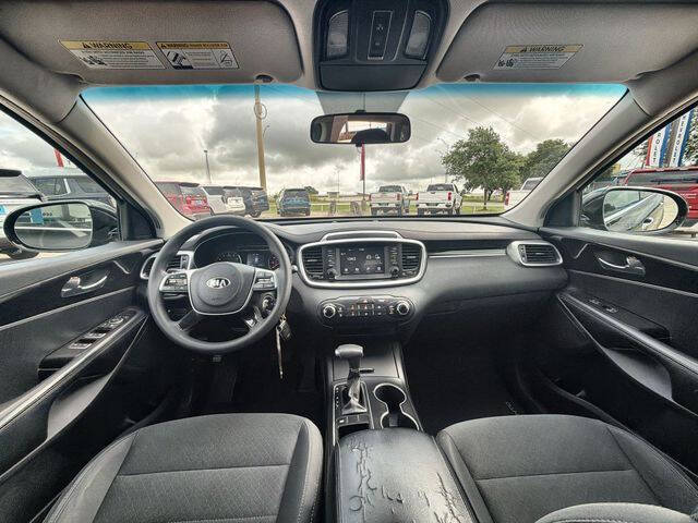 2019 Kia Sorento L