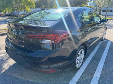 2020 Hyundai Elantra