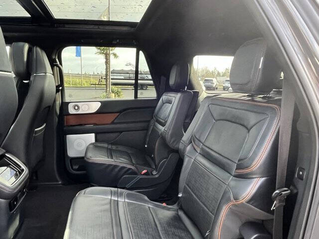 2024 Lincoln Navigator L Black Label