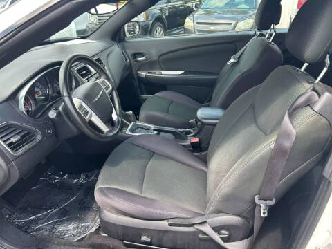 2012 Chrysler 200 Touring