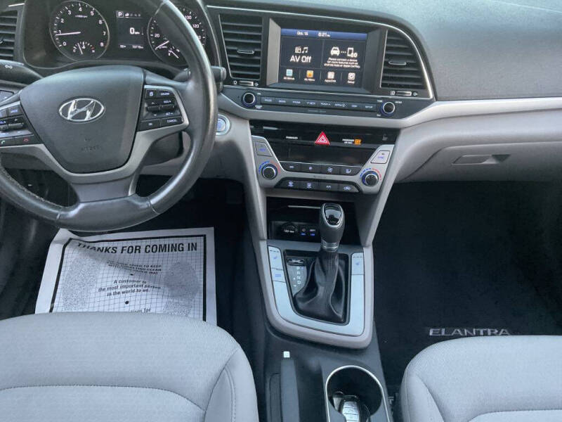 2018 Hyundai Elantra