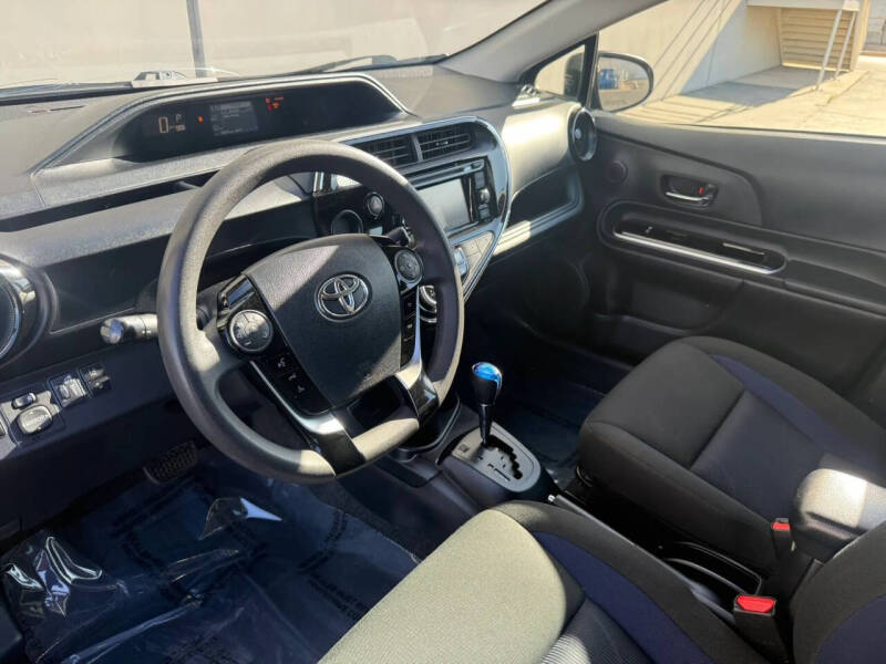 2018 Toyota Prius c