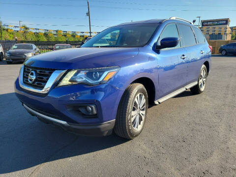 2018 Nissan Pathfinder for sale at J & L AUTO SALES in Tyler TX