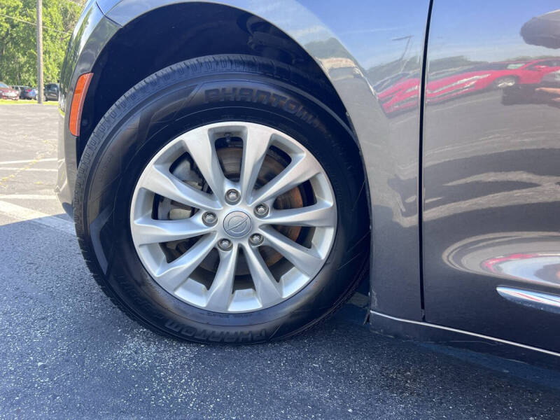 2019 Chrysler Pacifica Touring L