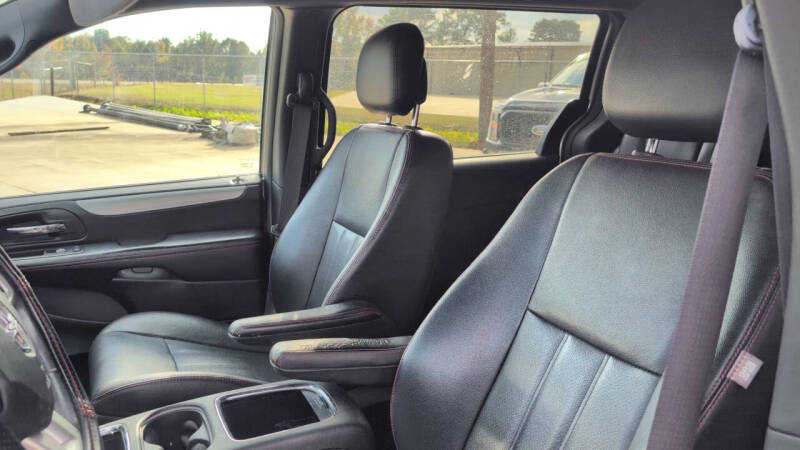 2016 Dodge Grand Caravan R/T