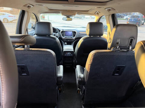 2017 GMC Acadia Denali