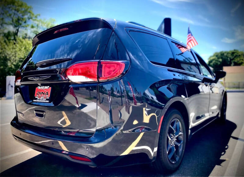 2018 Chrysler Pacifica Touring L