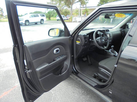2017 Kia Soul +